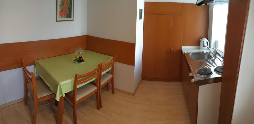 Apartments Tatjana 파그 외부 사진