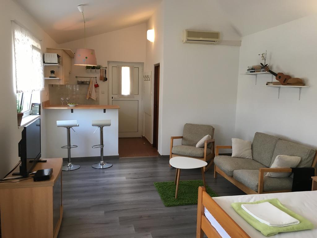 Apartments Tatjana 파그 외부 사진