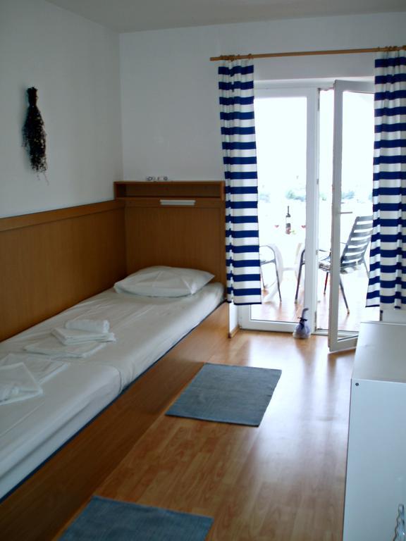 Apartments Tatjana 파그 외부 사진